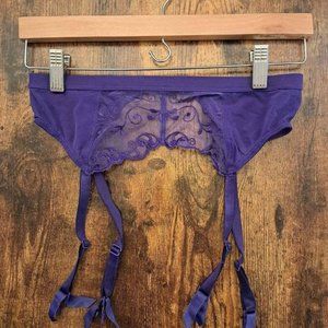 Victoria's Secret Purple Lace Garter Belt size Medium